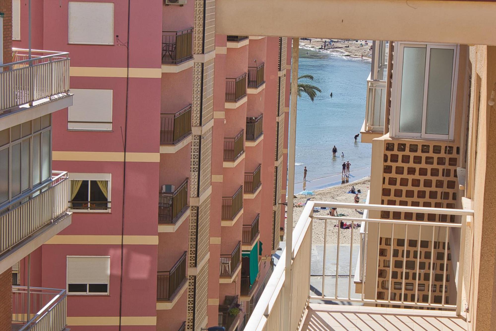 Maravilloso Vistas Al Mar, En Primera Linea Playa Torrevieja Luaran gambar